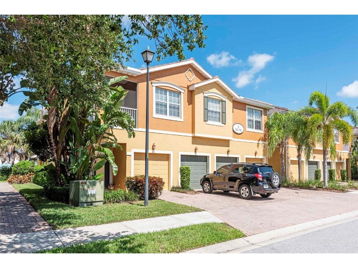 7975 Limestone Lane #14-202 Sarasota FL 34233 A4554762 image1