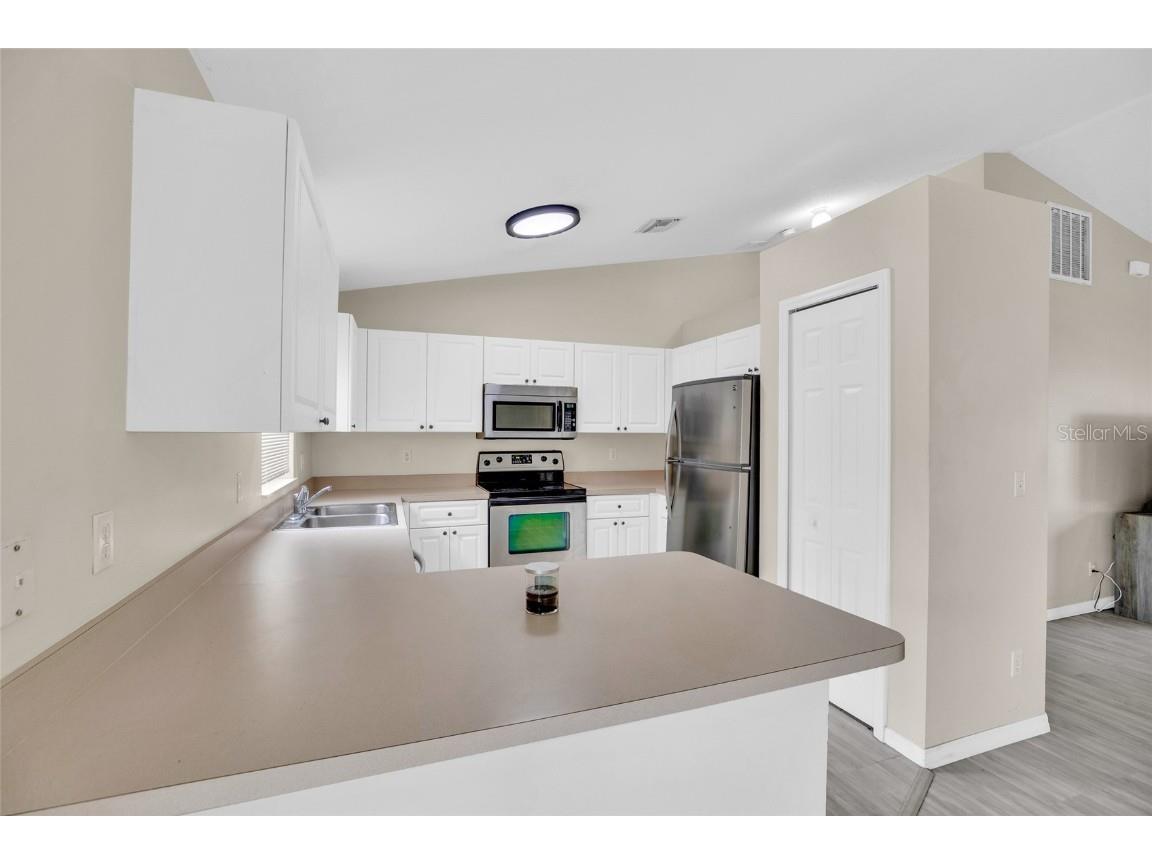 7976 105th Court Vero Beach FL 32967 TB8424017 image12