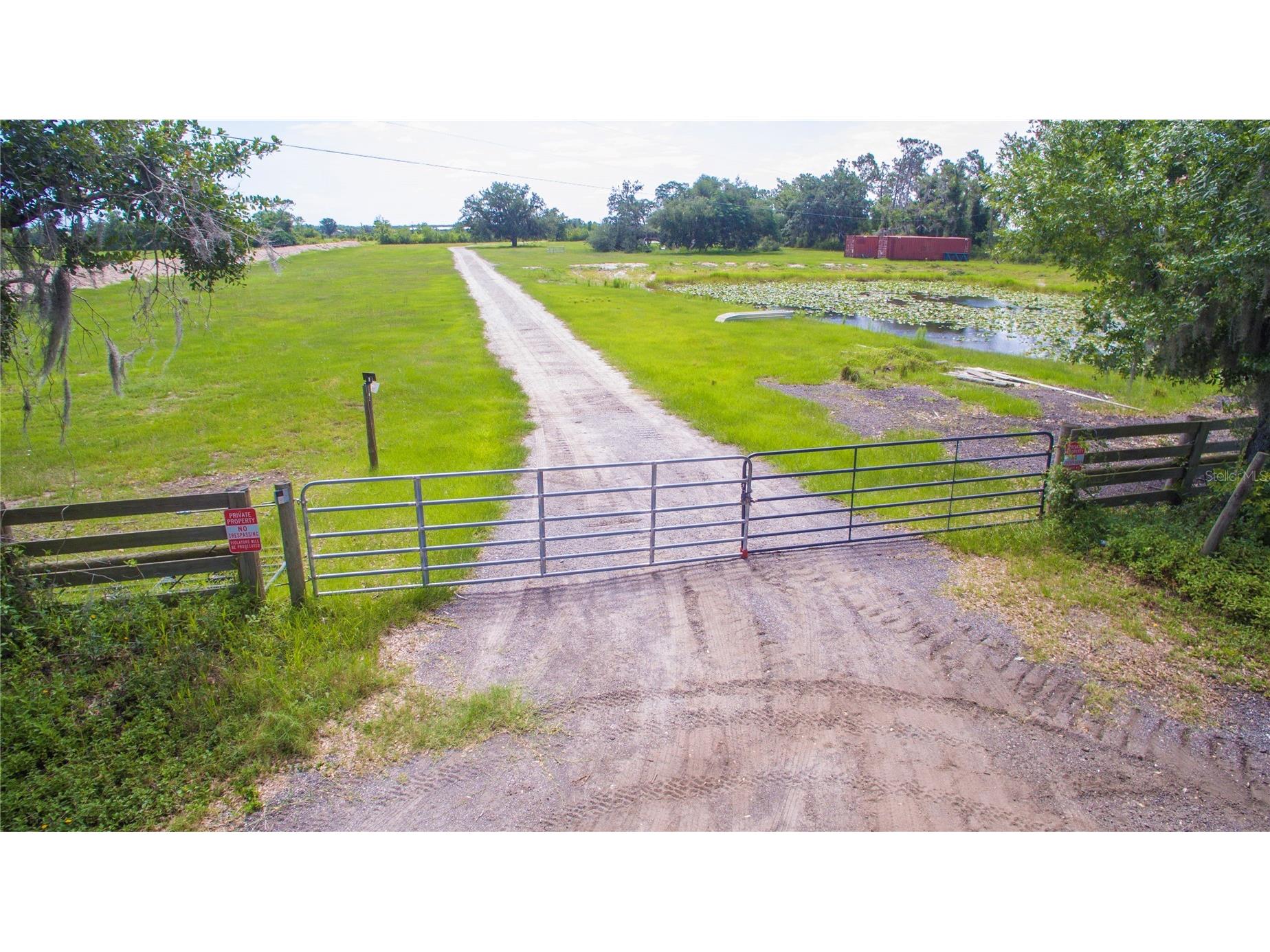7977 Barr Road Myakka City FL 34251 A4695162 image2