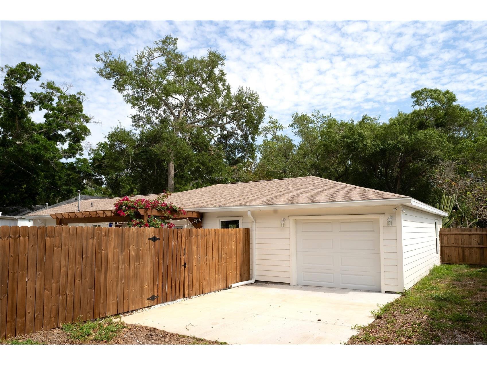 7979 48th Avenue N Saint Petersburg FL 33709 TB8506677 image28