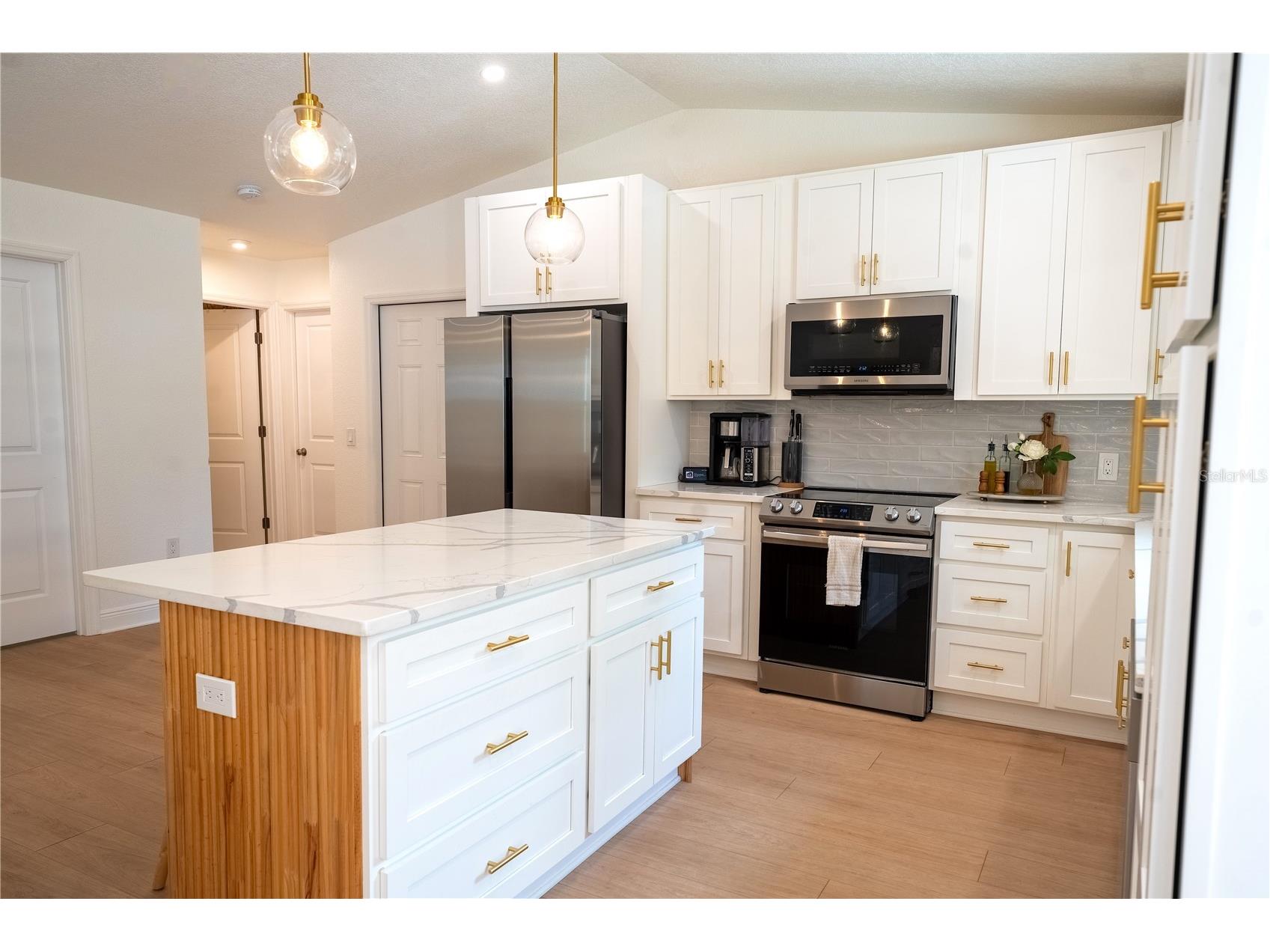 7979 48th Avenue N Saint Petersburg FL 33709 TB8506677 image6