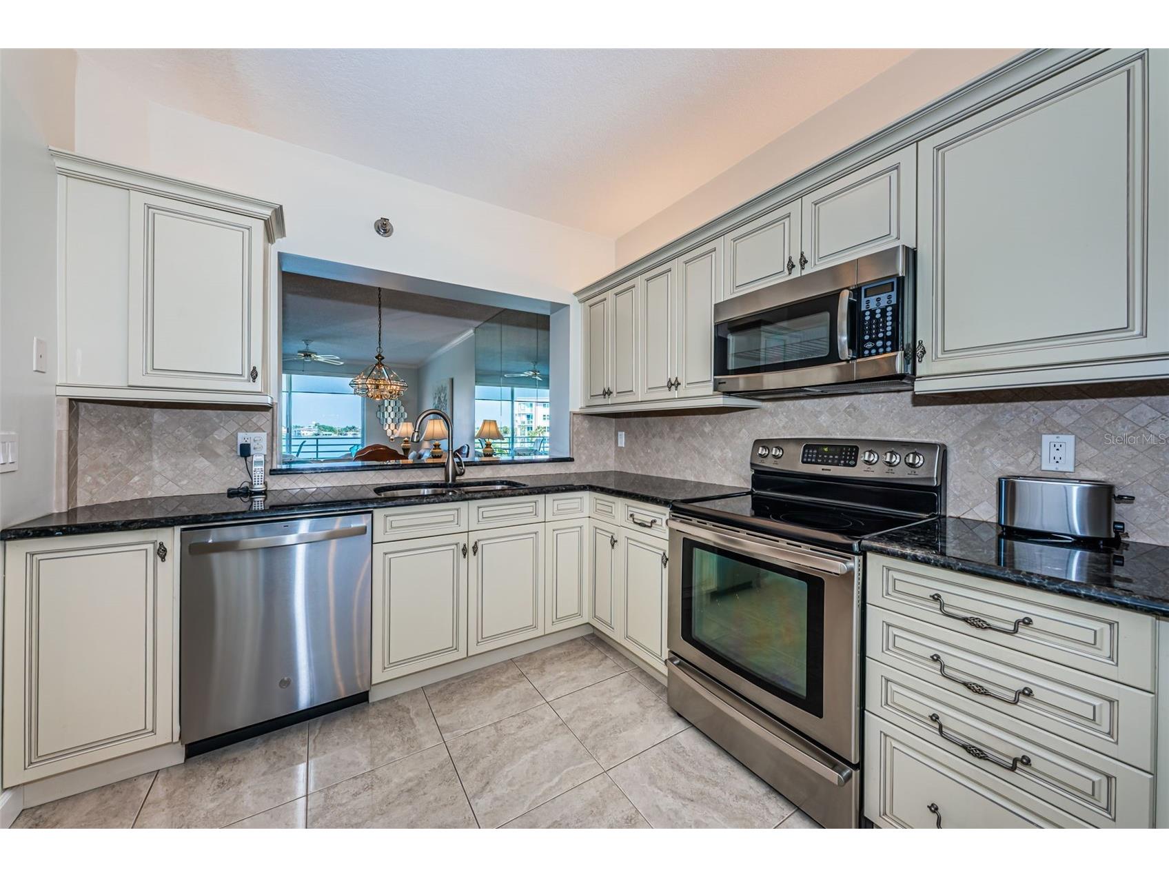 7979 Sailboat Key Boulevard S #205 South Pasadena FL 33707 - BOCA CIEGA BAY TB8490345 image10