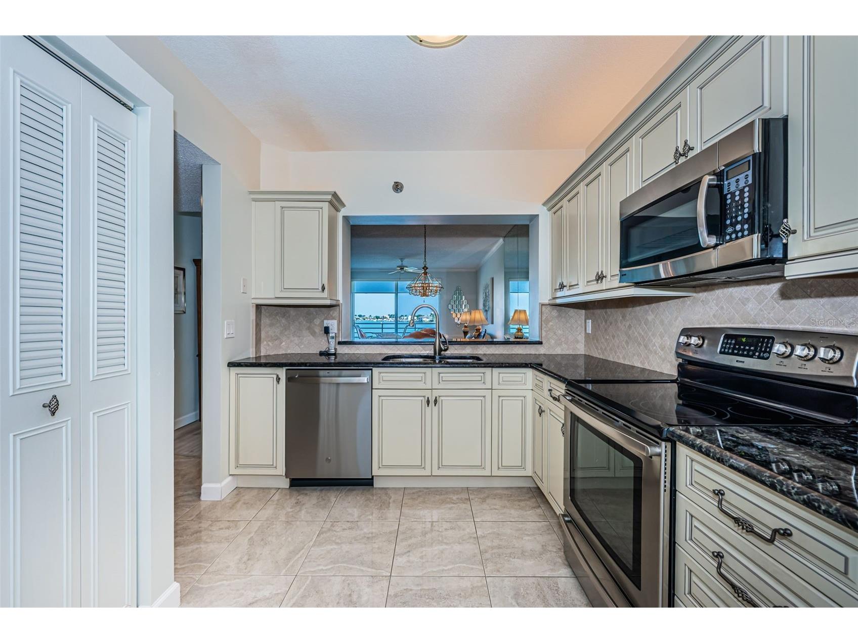 7979 Sailboat Key Boulevard S #205 South Pasadena FL 33707 - BOCA CIEGA BAY TB8490345 image11