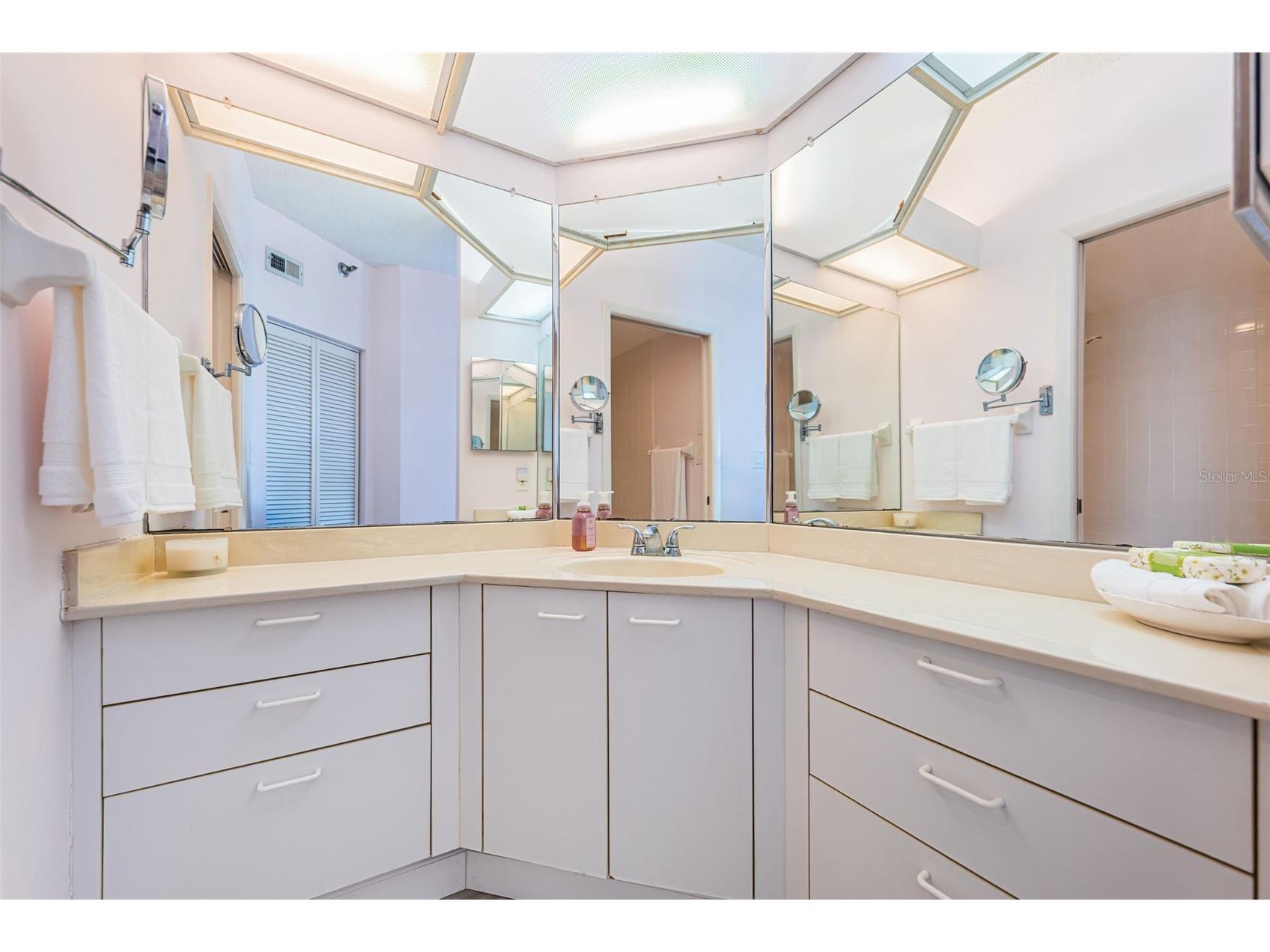 7979 Sailboat Key Boulevard S #205 South Pasadena FL 33707 - BOCA CIEGA BAY TB8490345 image25