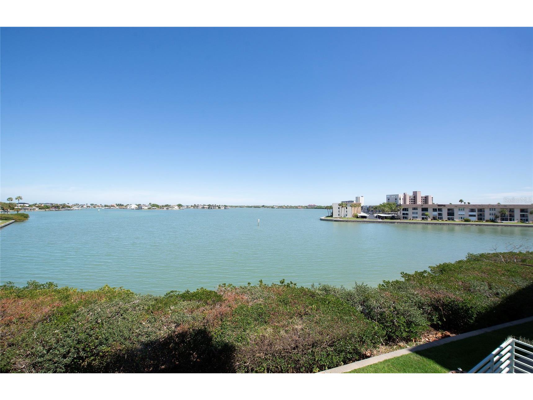 7979 Sailboat Key Boulevard S #208 South Pasadena FL 33707 - BOCA CIEGA TB8488896 image2