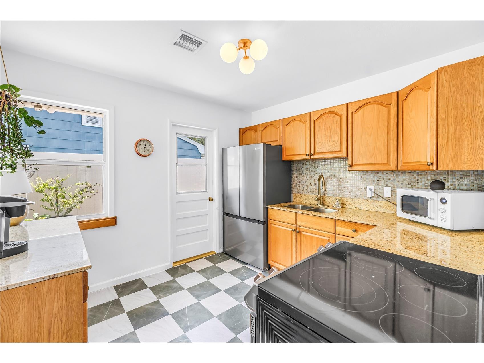 798 45th Avenue N Saint Petersburg FL 33703 TB8513013 image15