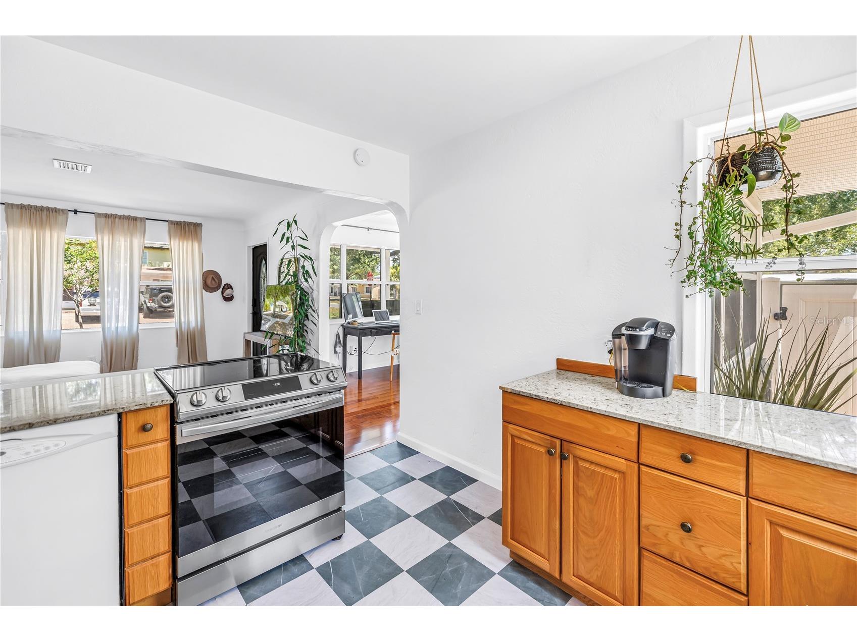 798 45th Avenue N Saint Petersburg FL 33703 TB8513013 image16