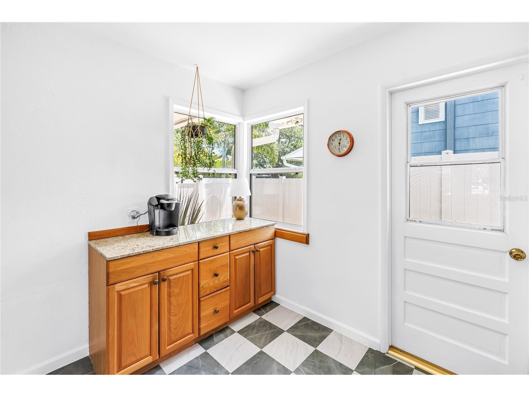 798 45th Avenue N Saint Petersburg FL 33703 TB8513013 image17