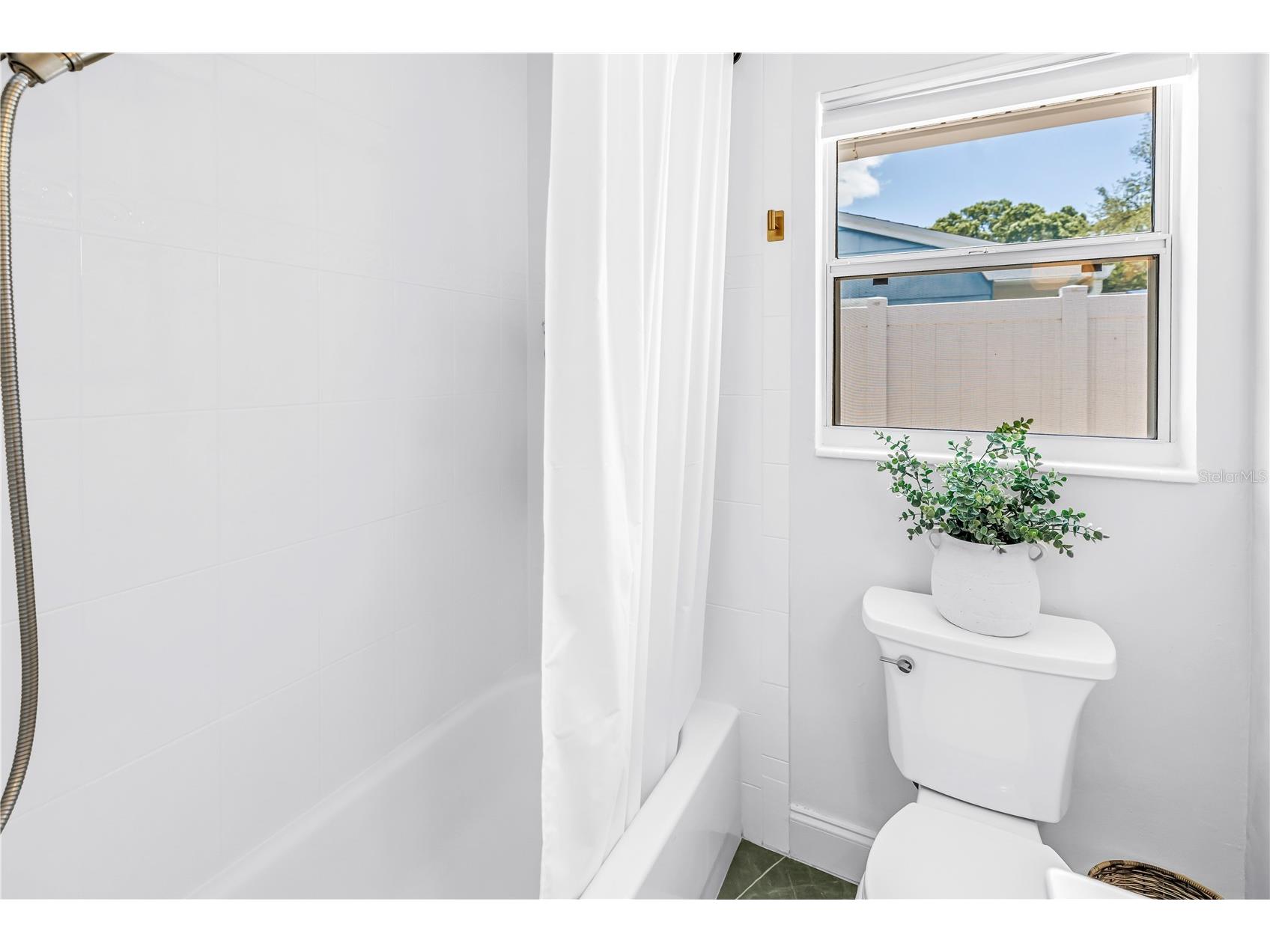 798 45th Avenue N Saint Petersburg FL 33703 TB8513013 image22
