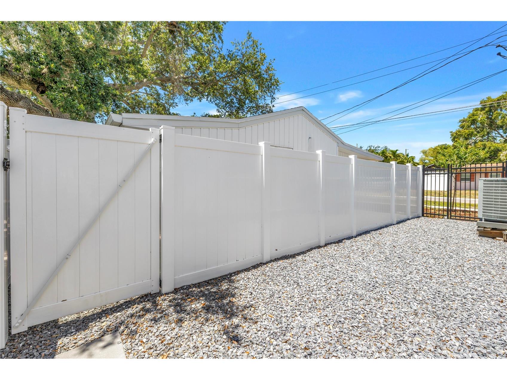 798 45th Avenue N Saint Petersburg FL 33703 TB8513013 image29