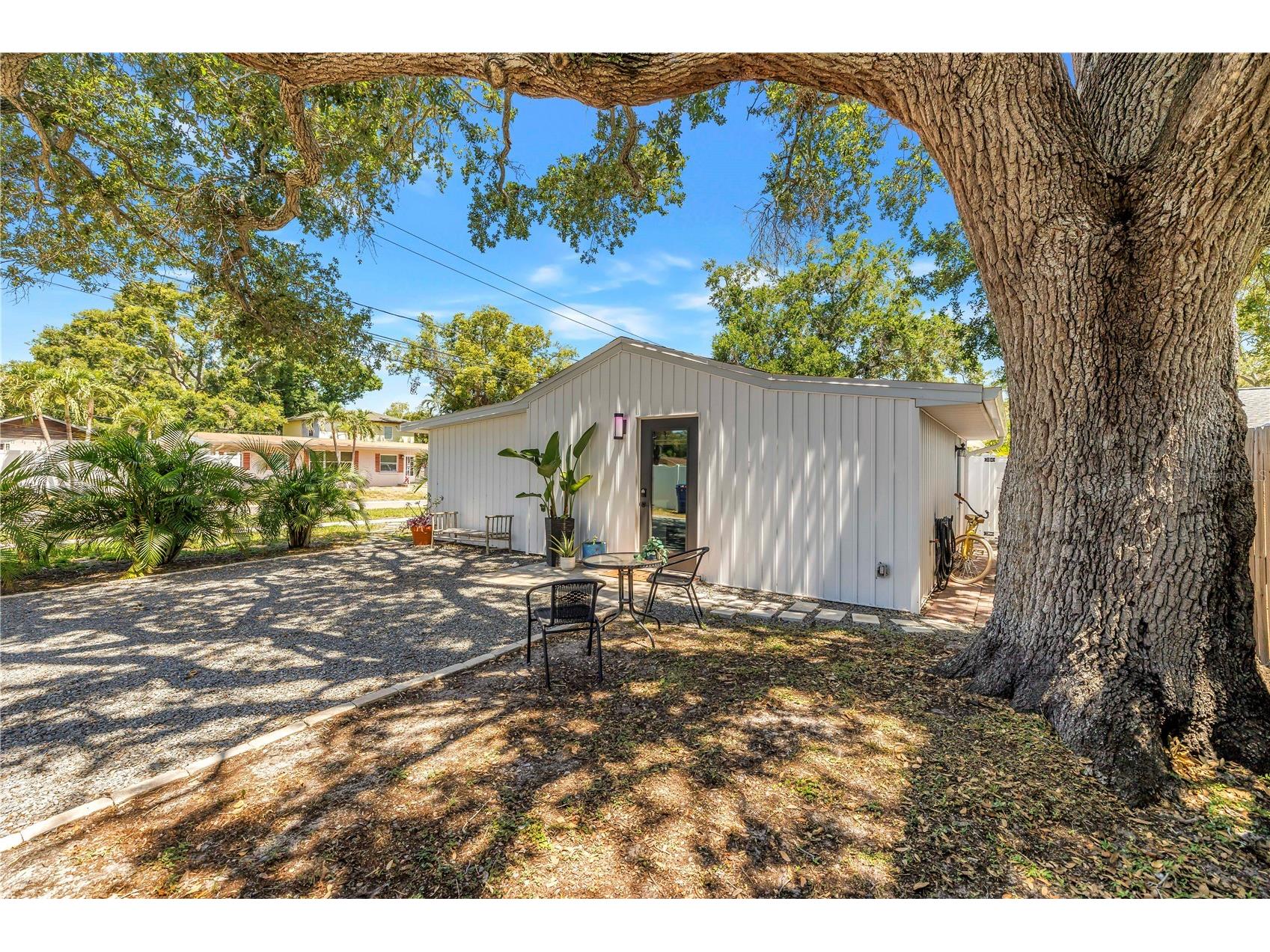 798 45th Avenue N Saint Petersburg FL 33703 TB8513013 image33