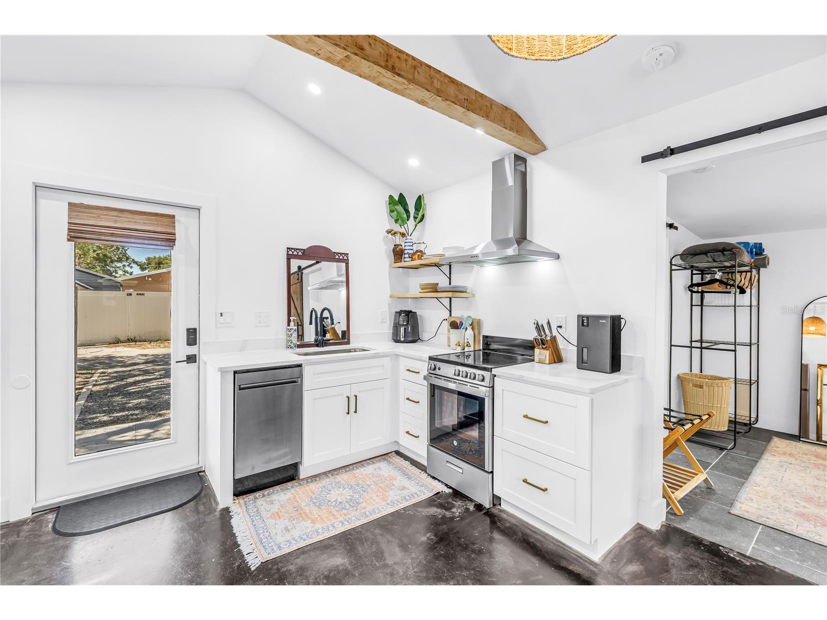798 45th Avenue N Saint Petersburg FL 33703 TB8513013 image34