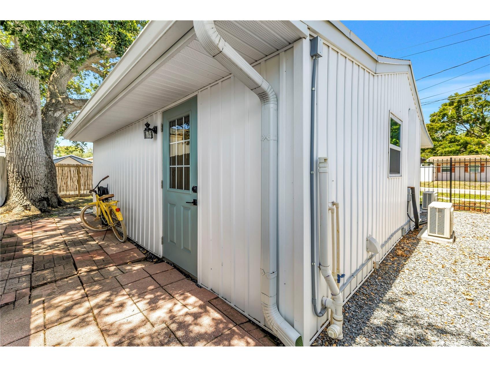 798 45th Avenue N Saint Petersburg FL 33703 TB8513013 image47