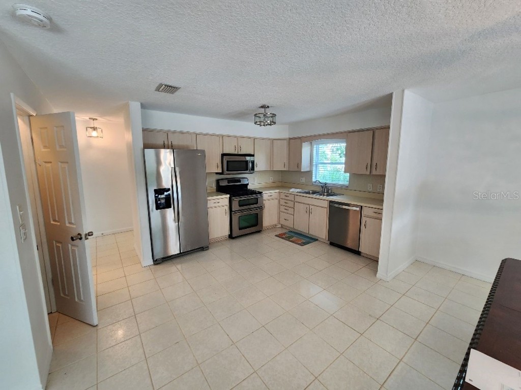 798 E 11th Avenue New Smyrna Beach FL 32169 NS1086552 image3