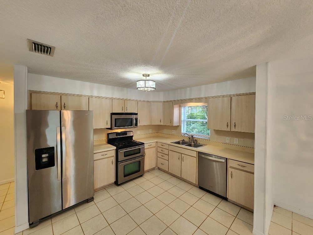 798 E 11th Avenue New Smyrna Beach FL 32169 NS1086849 image3