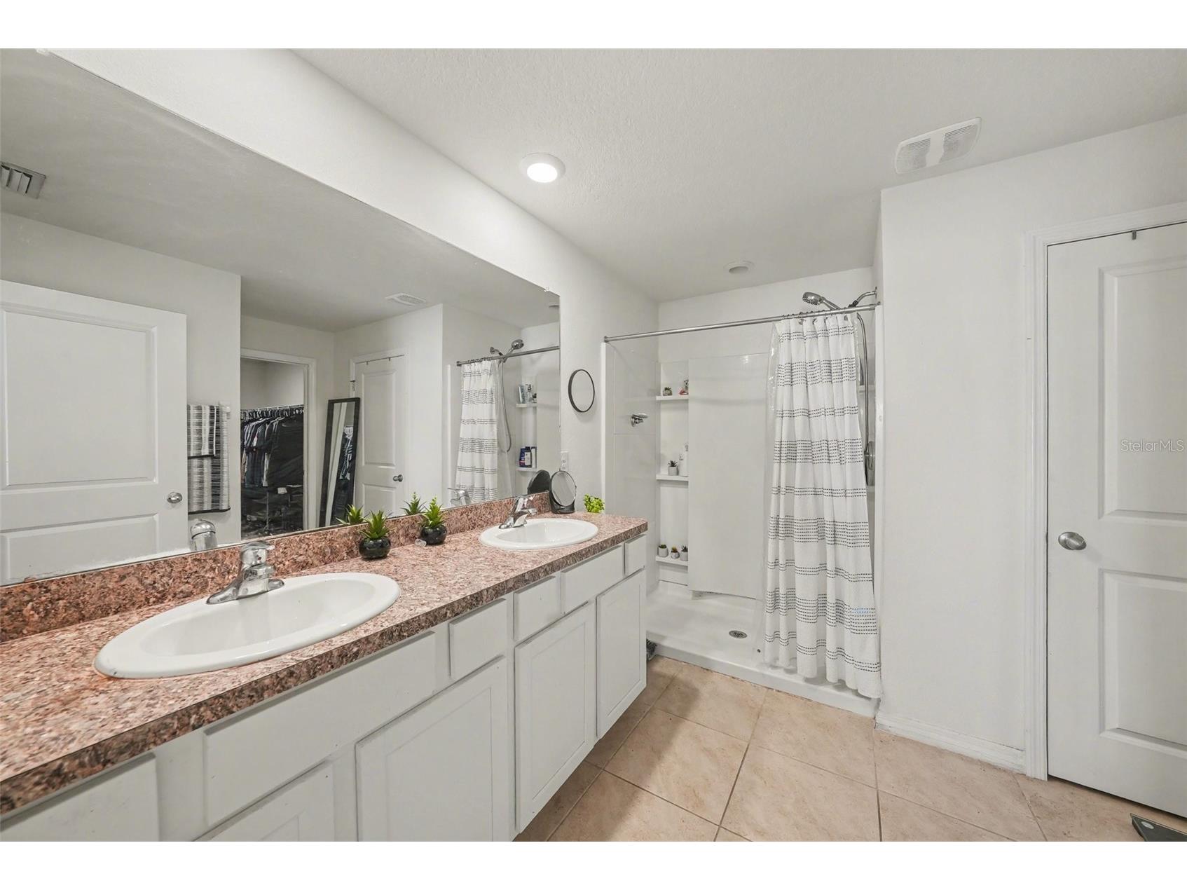 7980 Broad Pointe Drive Zephyrhills FL 33540 TB8491619 image23