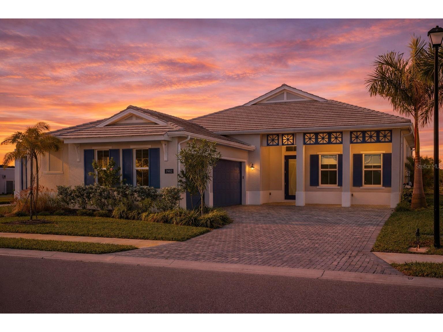 7982 Redonda Loop Bradenton FL 34202 A4680019 image1