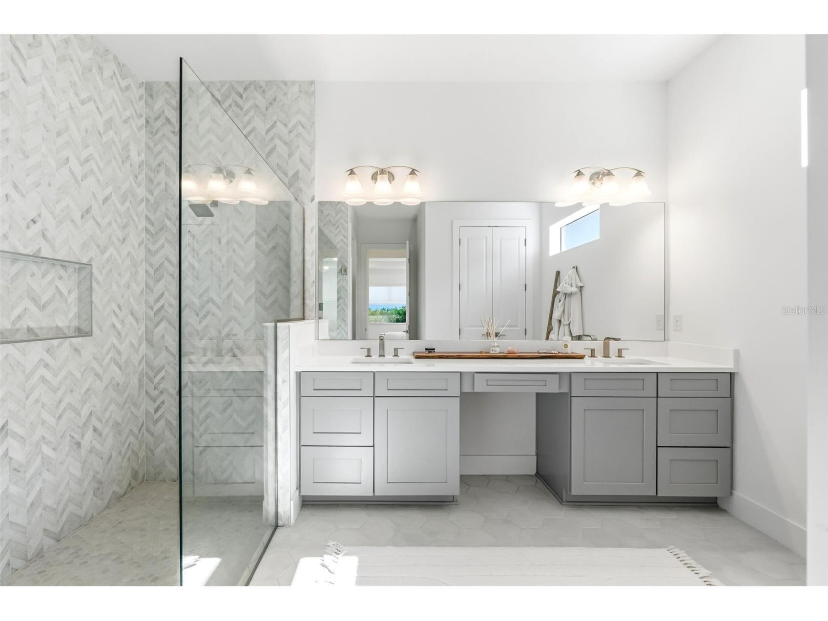 7982 Redonda Loop Bradenton FL 34202 A4680019 image35