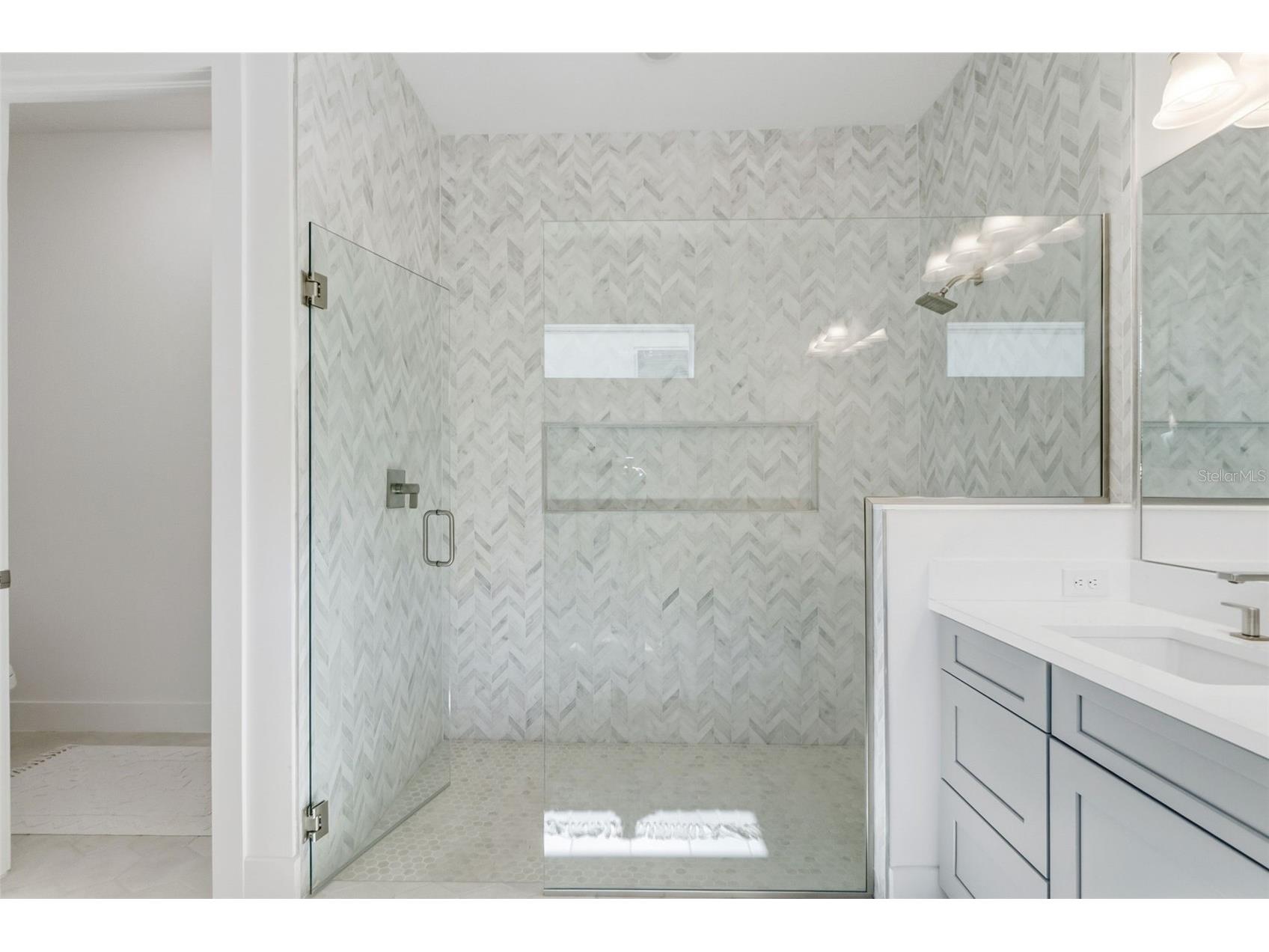 7982 Redonda Loop Bradenton FL 34202 A4680019 image36
