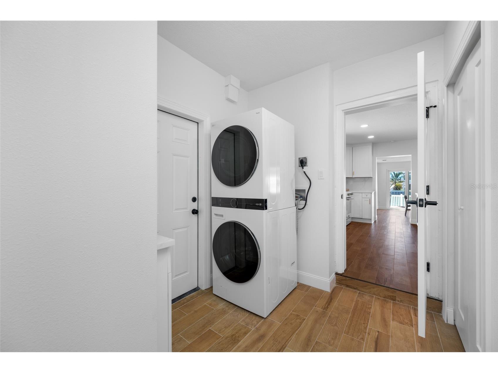 7984 1st Avenue S Saint Petersburg FL 33707 TB8493374 image32