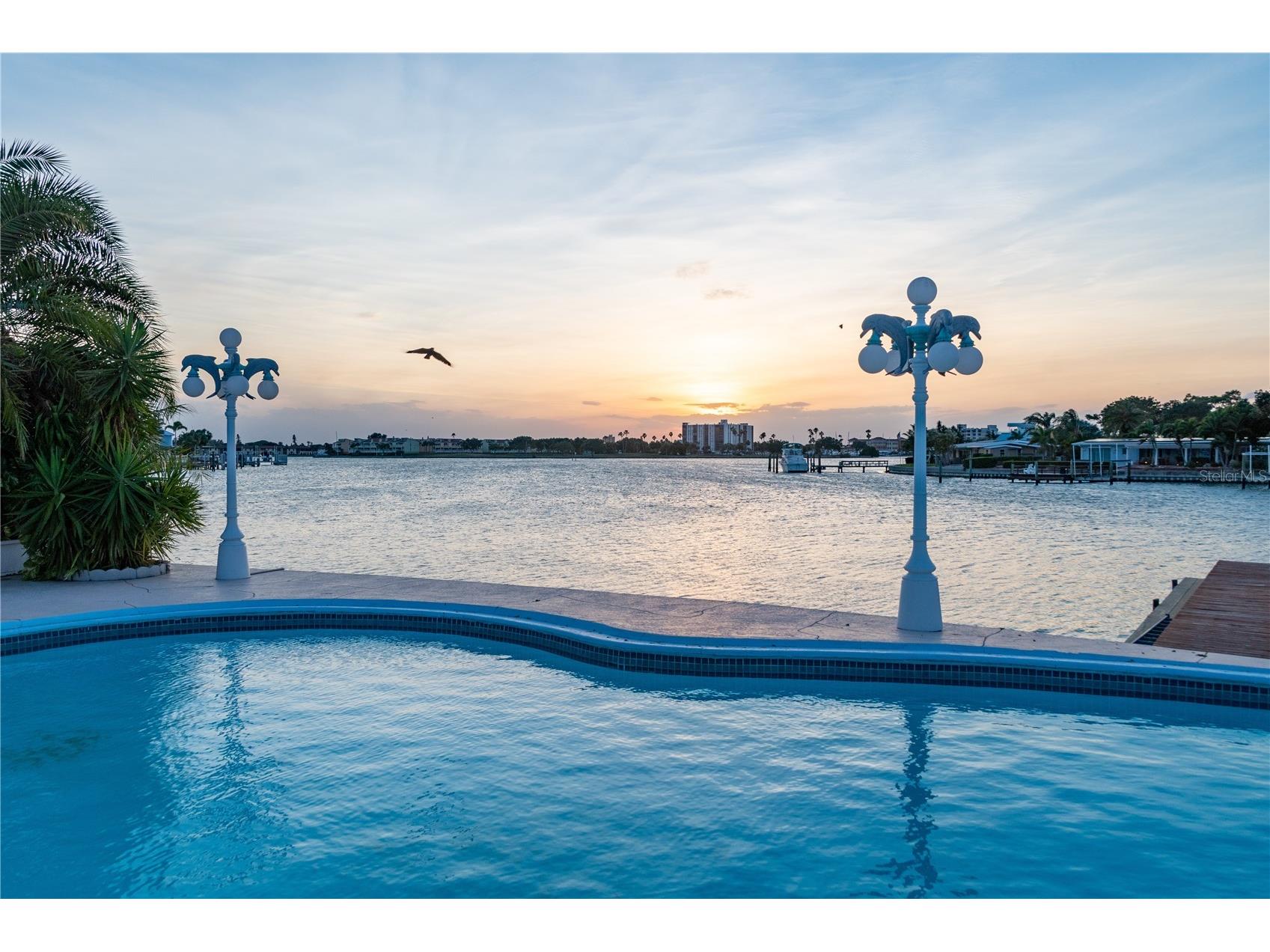 7985 4th Avenue S Saint Petersburg FL 33707 - BOCA CIEGA BAY TB8475323 image2
