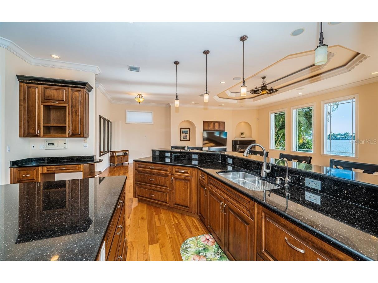 7986 9th Avenue S Saint Petersburg FL 33707 - BOCA CIEGA BAY TB8455716 image19