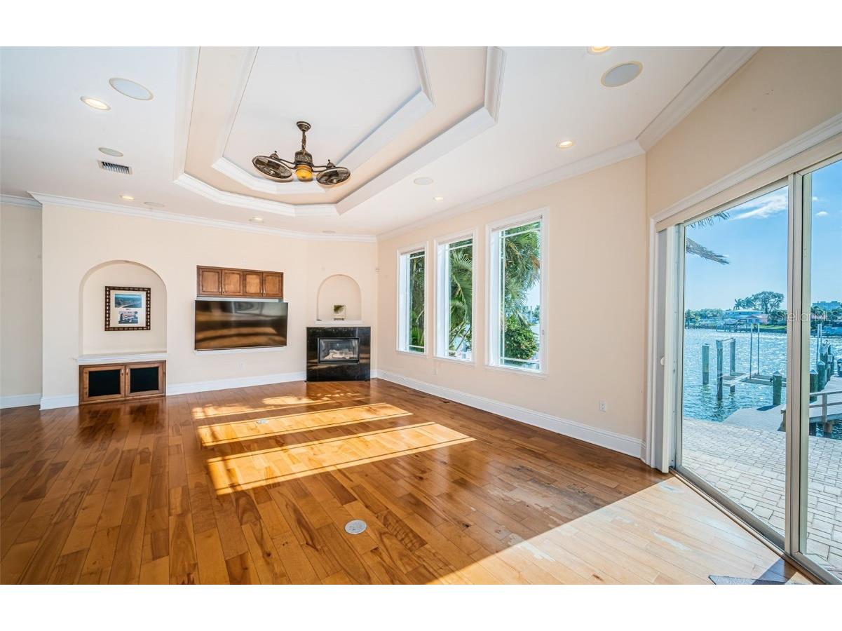 7986 9th Avenue S Saint Petersburg FL 33707 - BOCA CIEGA BAY TB8455716 image23