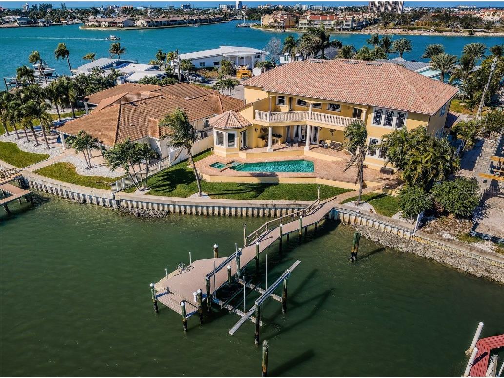 7986 9th Avenue S Saint Petersburg FL 33707 - BOCA CIEGA BAY TB8455716 image3