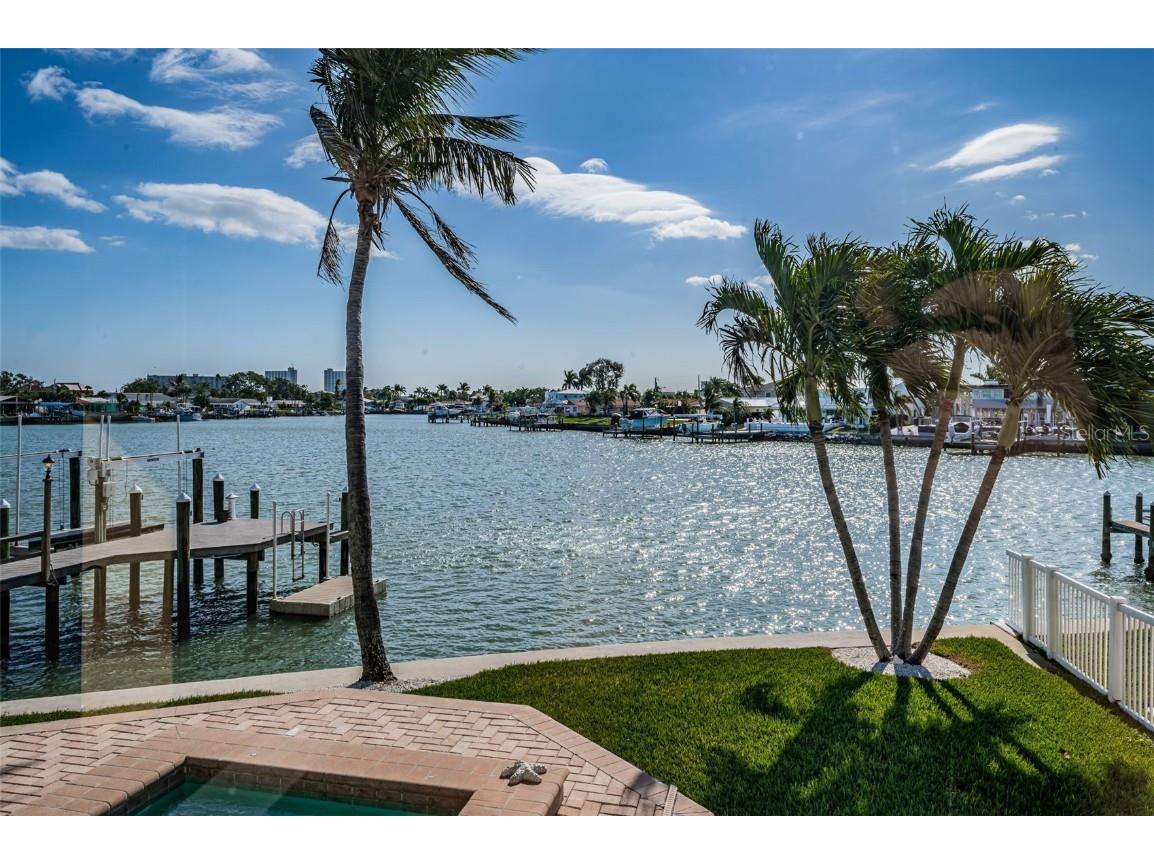 7986 9th Avenue S Saint Petersburg FL 33707 - BOCA CIEGA BAY TB8455716 image31