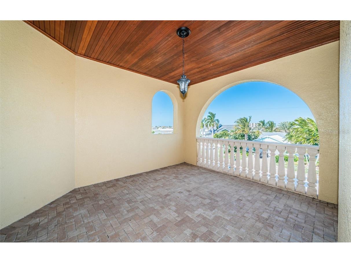 7986 9th Avenue S Saint Petersburg FL 33707 - BOCA CIEGA BAY TB8455716 image47