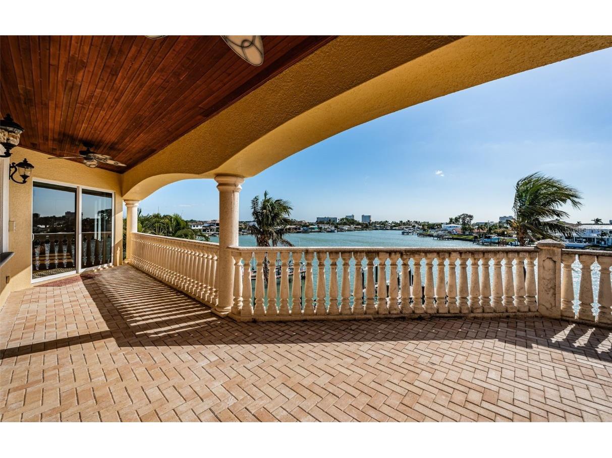 7986 9th Avenue S Saint Petersburg FL 33707 - BOCA CIEGA BAY TB8455716 image58