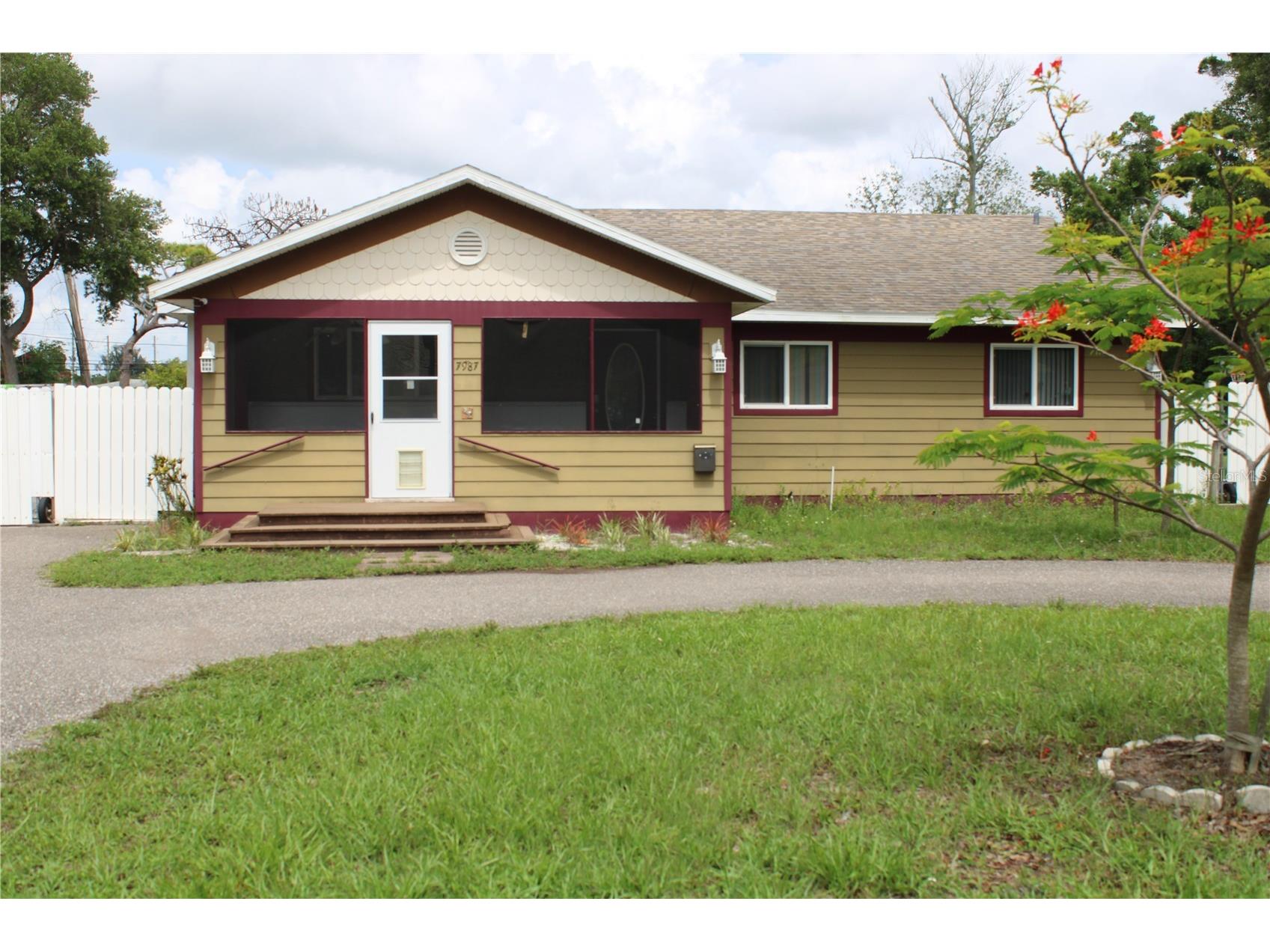 7987 63rd Street N Pinellas Park FL 33781 TB8514176 image1