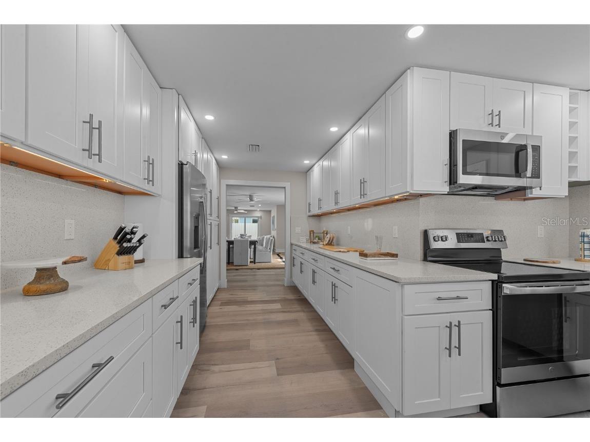 7987 Estero Boulevard Fort Myers Beach FL 33931 C7516799 image10