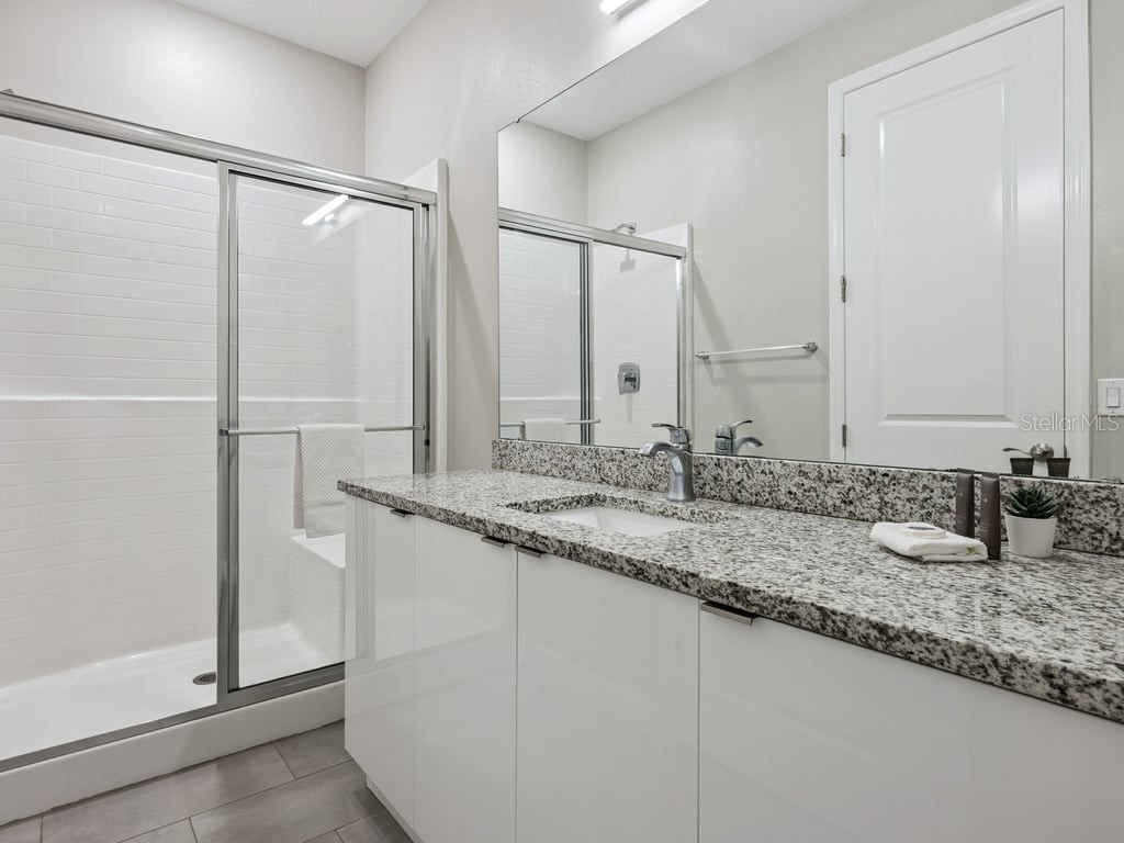 7989 Formosa Valley Place Kissimmee FL 34747 O6421562 image32