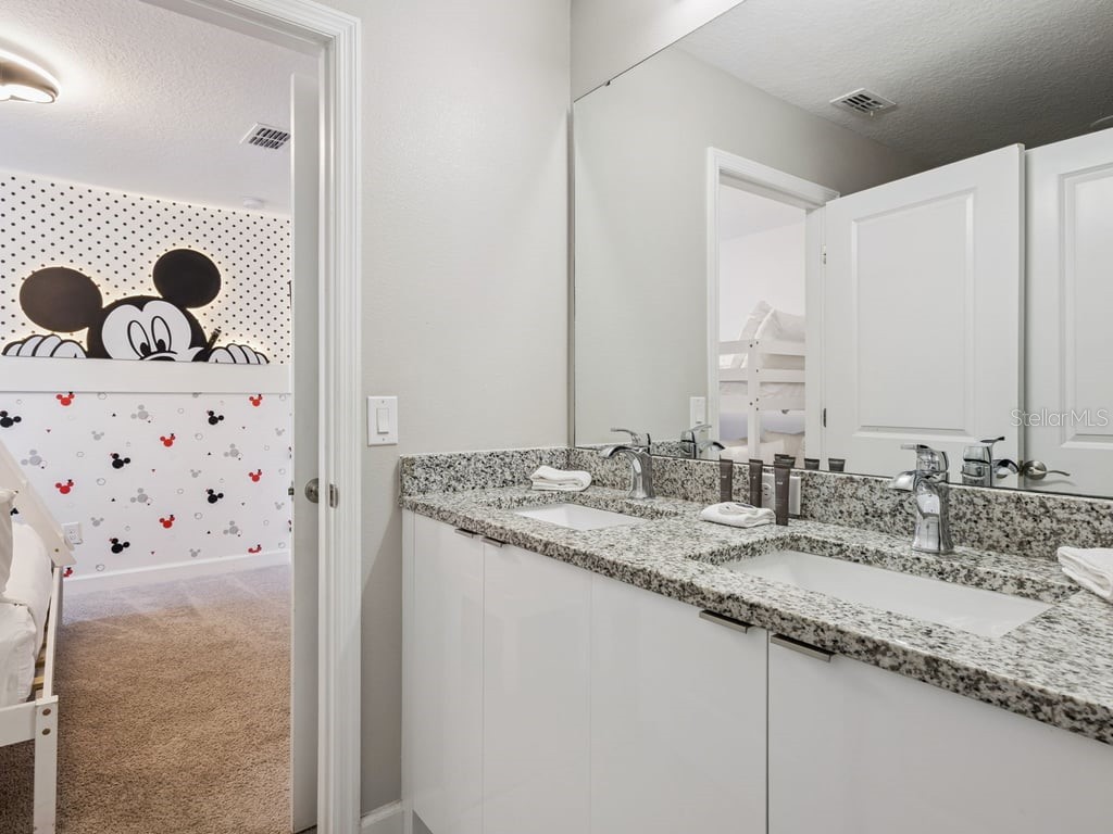 7989 Formosa Valley Place Kissimmee FL 34747 O6421562 image33