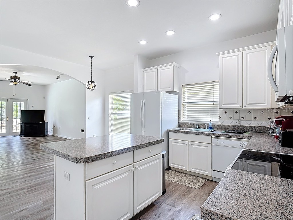 799 Hacienda Circle Kissimmee FL 34741 O6323880 image13