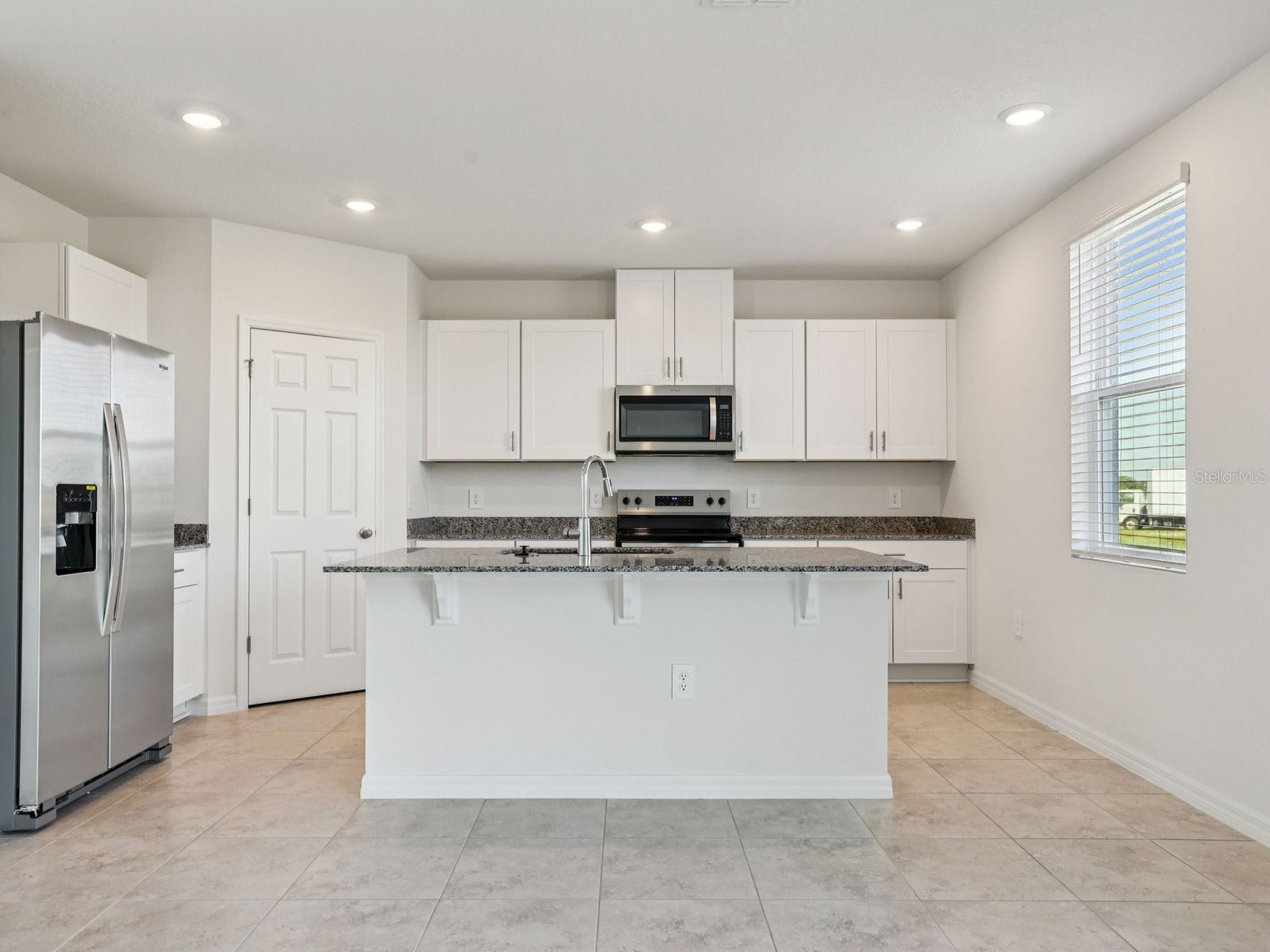 799 Sunshower Drive Lady Lake FL 32159 TB8484366 image2