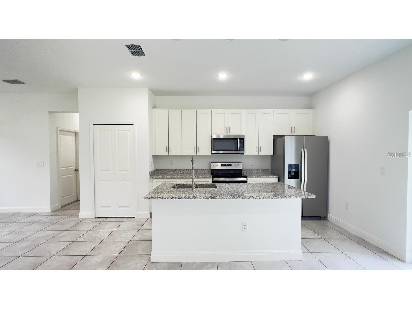 799 W Country Club Boulevard Citrus Springs FL 34434 O6389364 image16