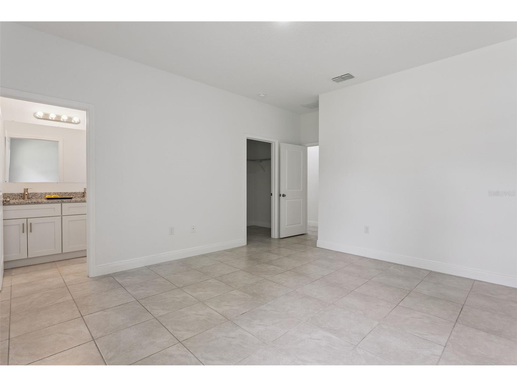 799 W Country Club Boulevard Citrus Springs FL 34434 OM728073 image21