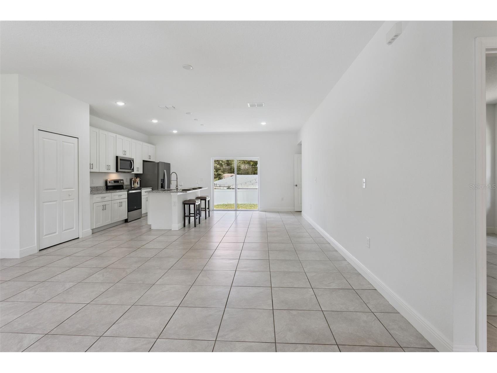 799 W Country Club Boulevard Citrus Springs FL 34434 OM728073 image4