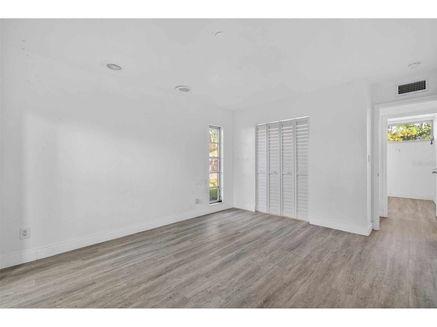 7990 42nd Street N Pinellas Park FL 33781 TB8455605 image10