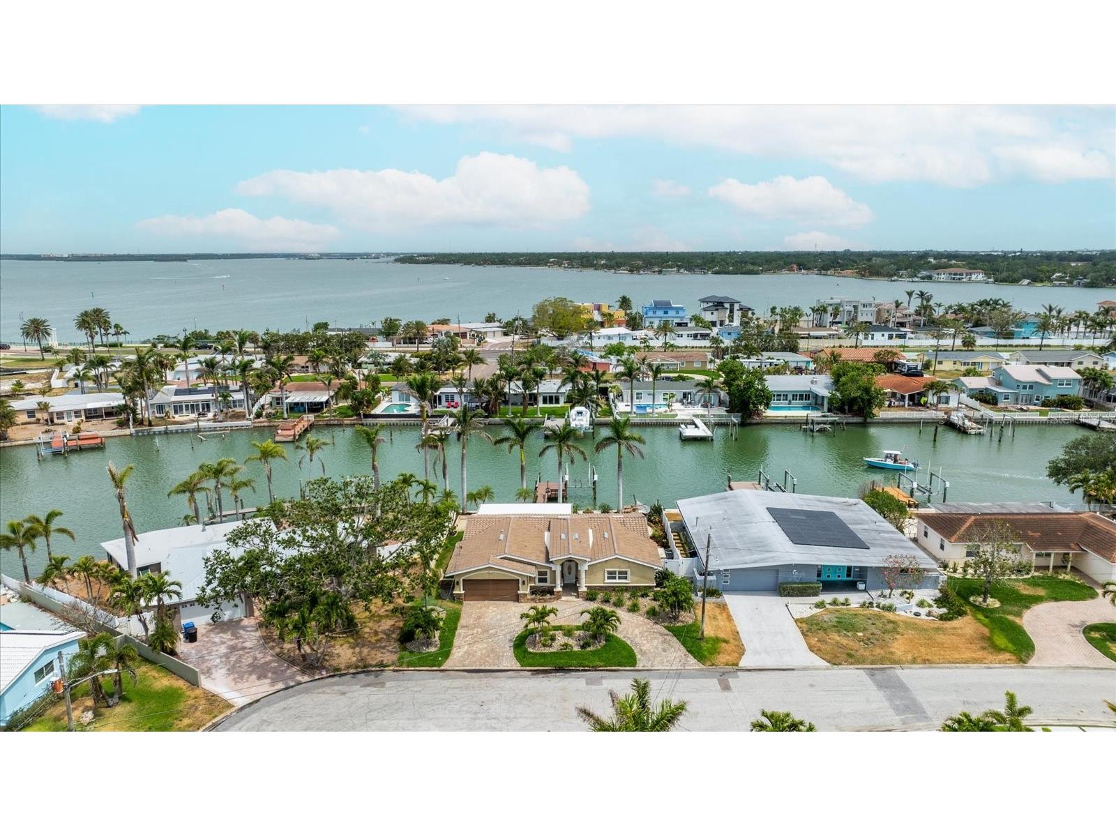 7991 1st Avenue S Saint Petersburg FL 33707 TB8427175 image18