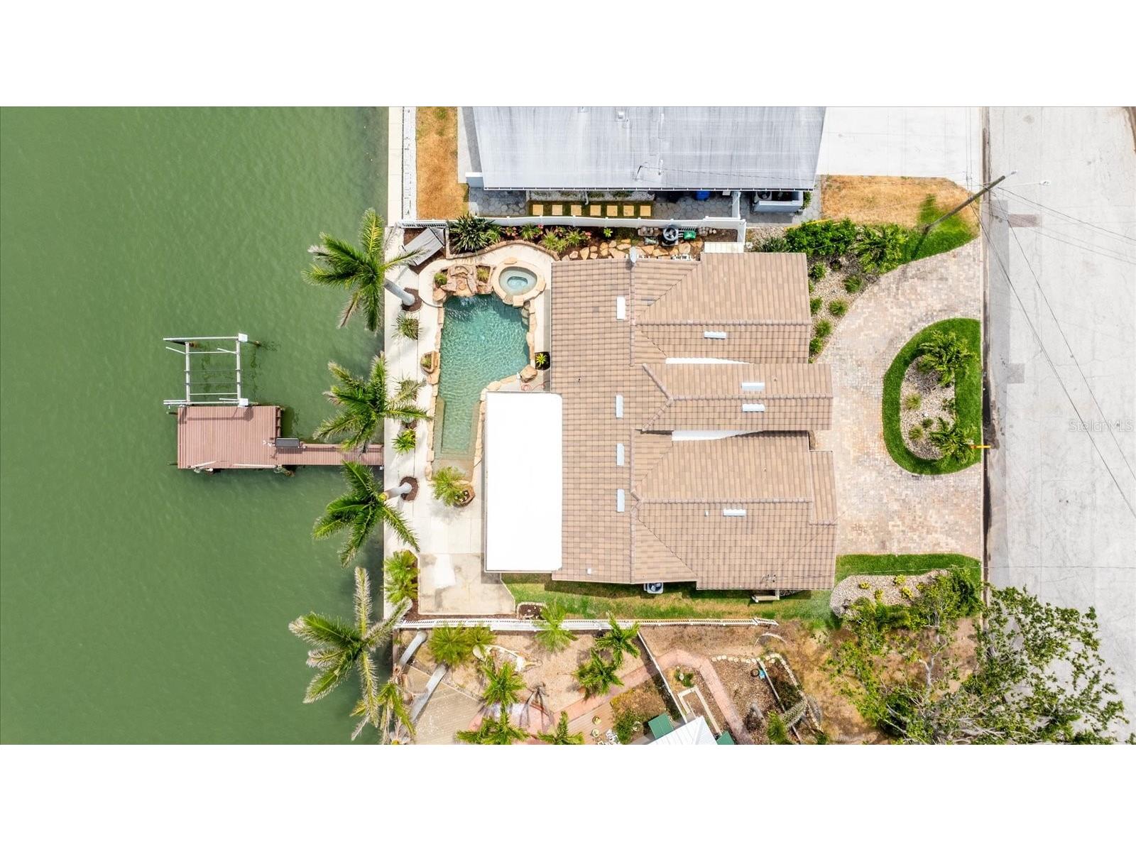 7991 1st Avenue S Saint Petersburg FL 33707 TB8427175 image19