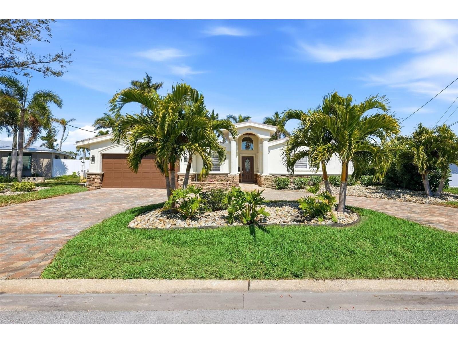 7991 1st Avenue S Saint Petersburg FL 33707 TB8427175 image3