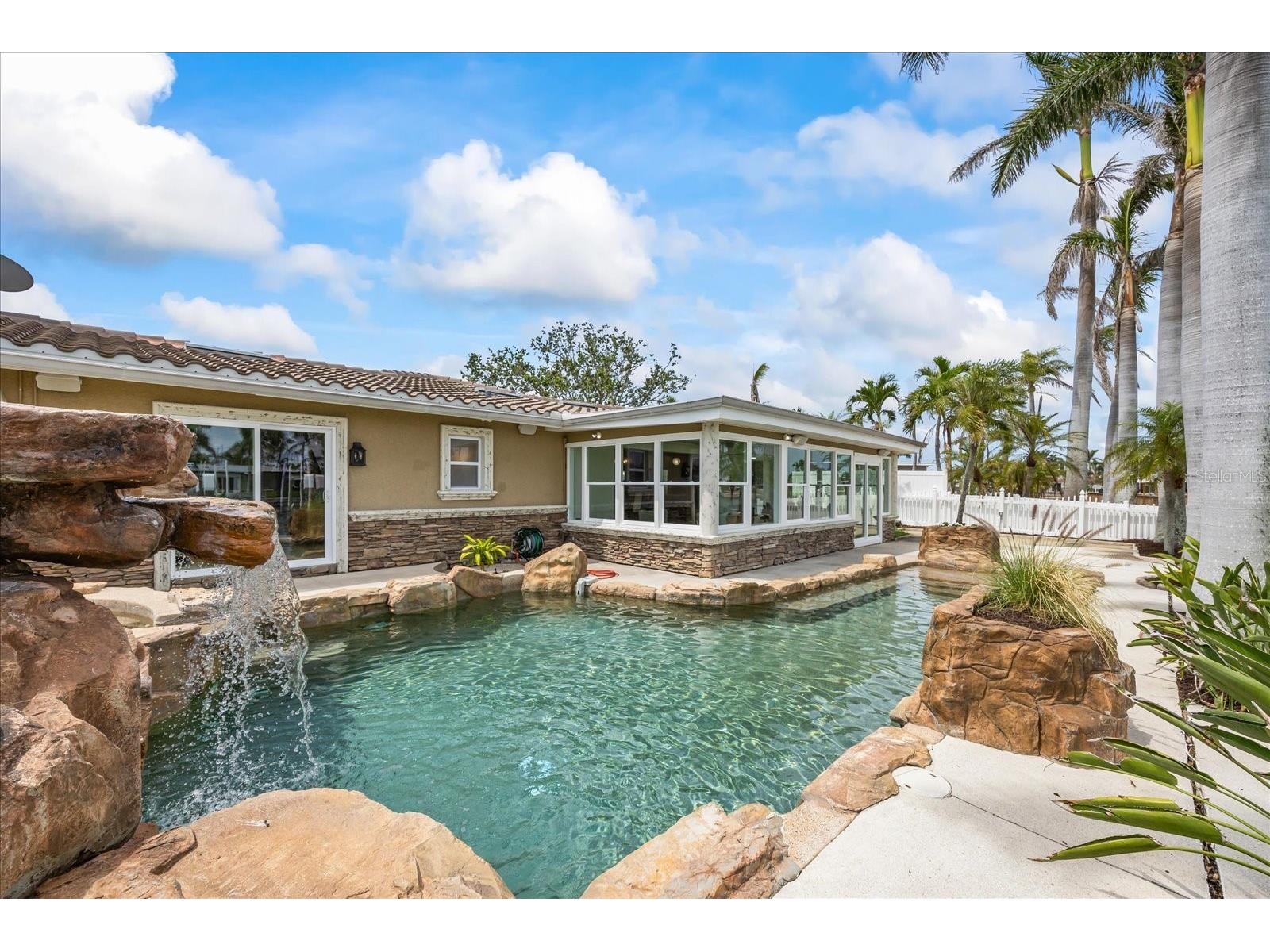 7991 1st Avenue S Saint Petersburg FL 33707 TB8427175 image8