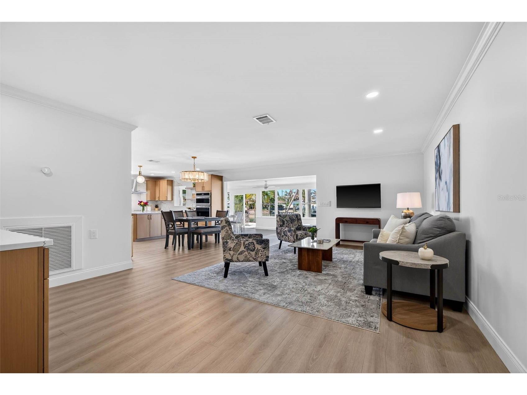 7991 1st Avenue S Saint Petersburg FL 33707 TB8487683 image16