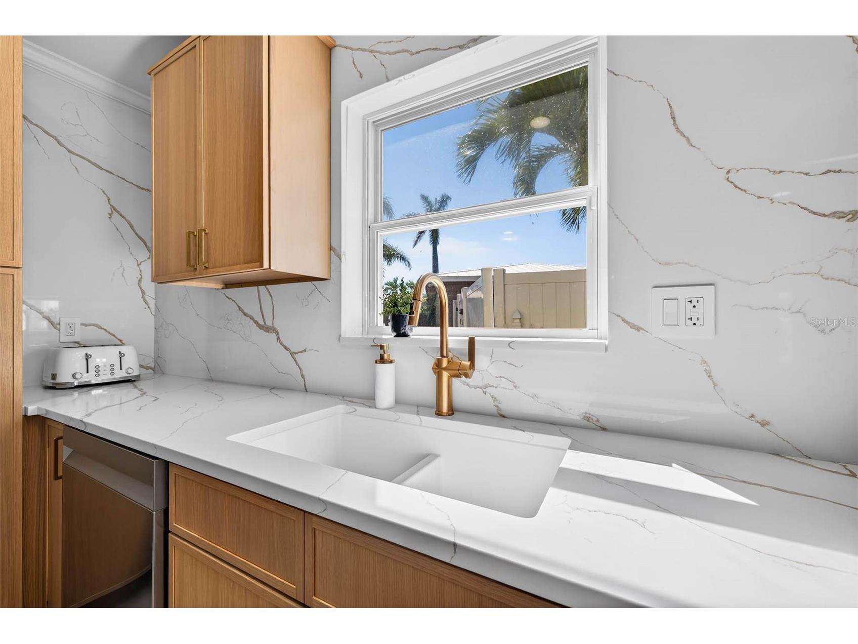 7991 1st Avenue S Saint Petersburg FL 33707 TB8487683 image27