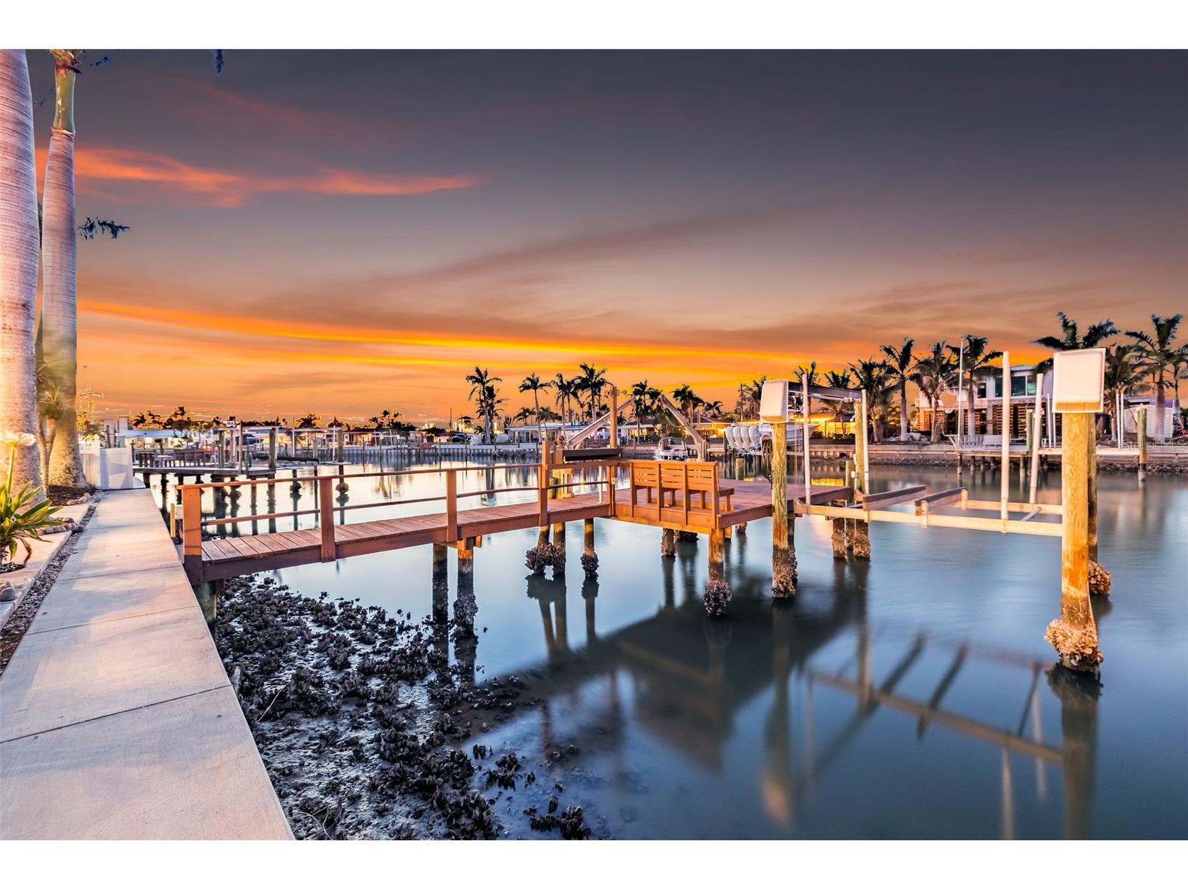 7991 1st Avenue S Saint Petersburg FL 33707 TB8487683 image8