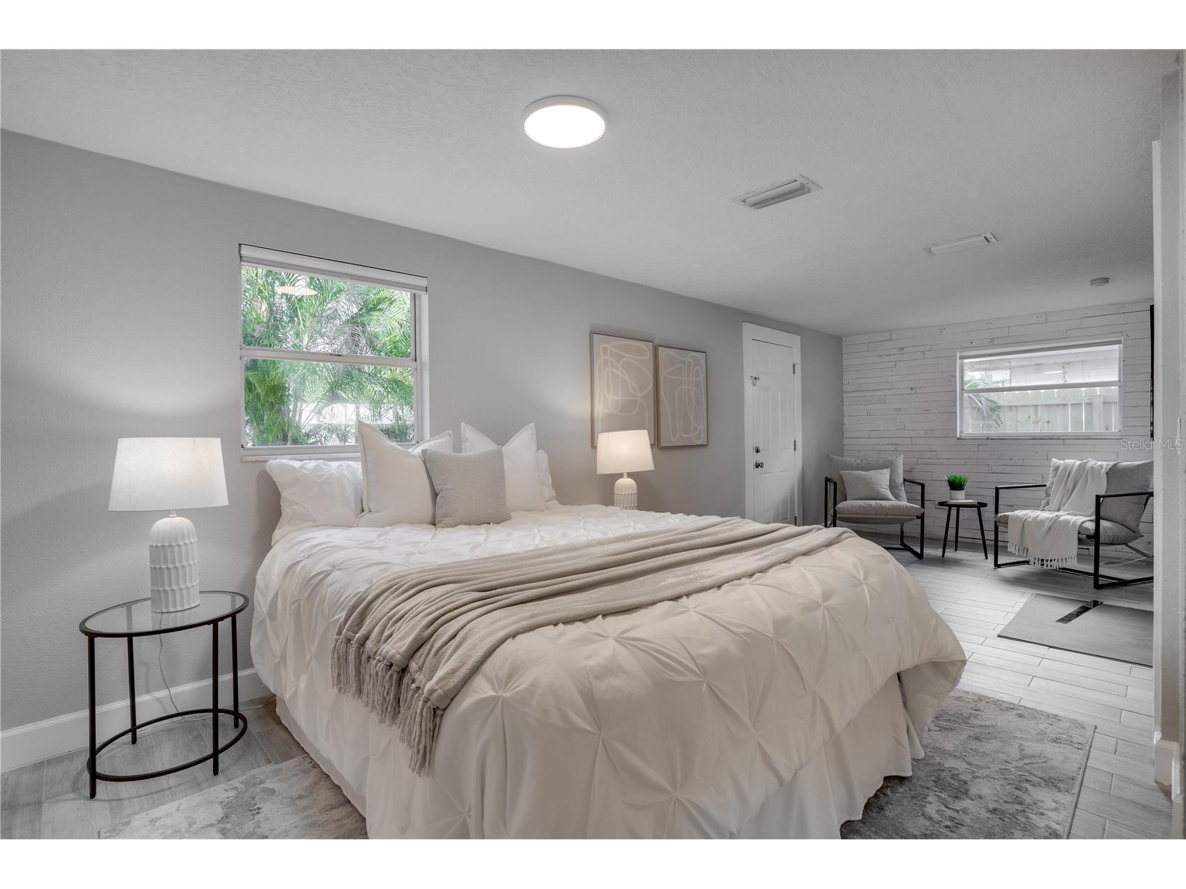 7991 24th Ave N Avenue N Saint Petersburg FL 33710 TB8514398 image16