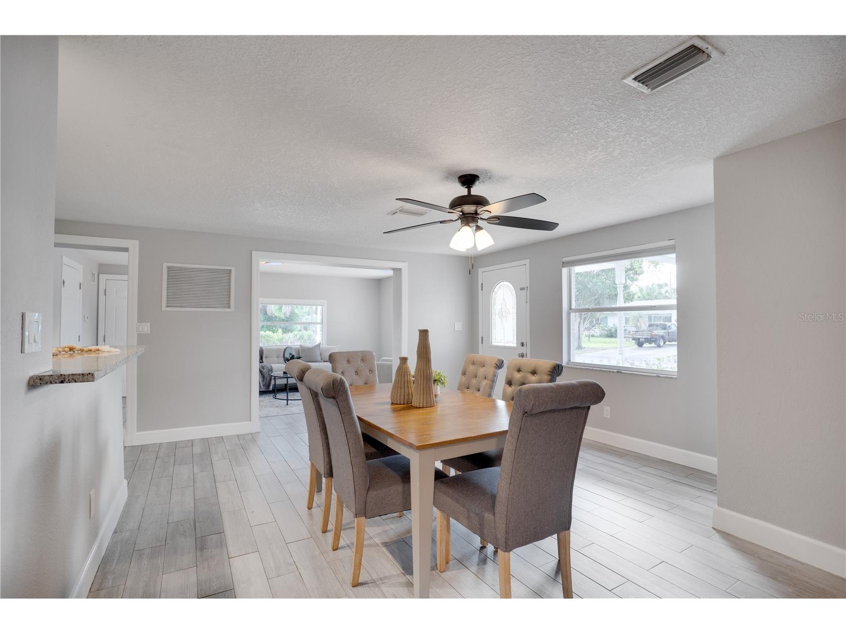 7991 24th Ave N Avenue N Saint Petersburg FL 33710 TB8514398 image6